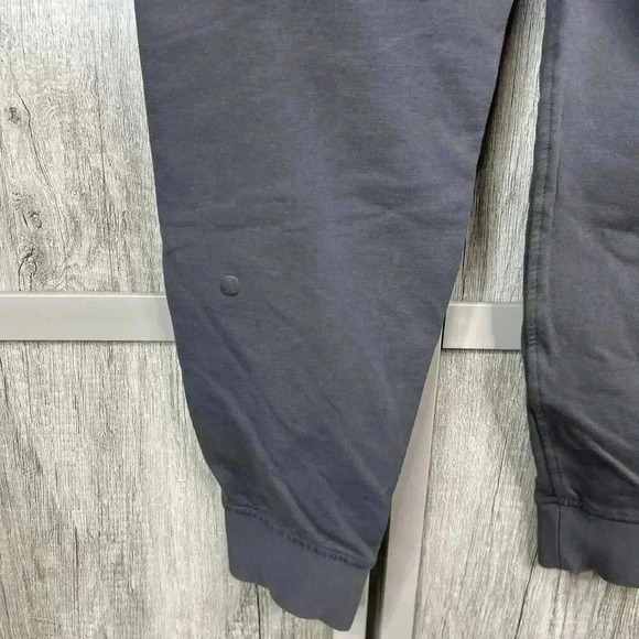 Lululemon Joggers Sz 6 Ready to Fleece Jogger Gray Color - Picture 6 of 9